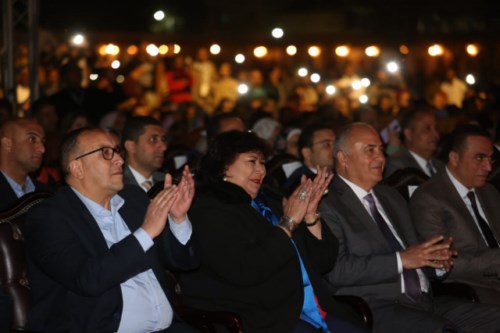 وزير الثقافة ومحافظ قنا يشهدان الليلة الثانية من مهرجان دندرة